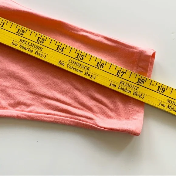 🌸New🌸 Vince Camuto Cold Shoulder Tie Front Top Sz Medium NWT - Picture 9 of 10